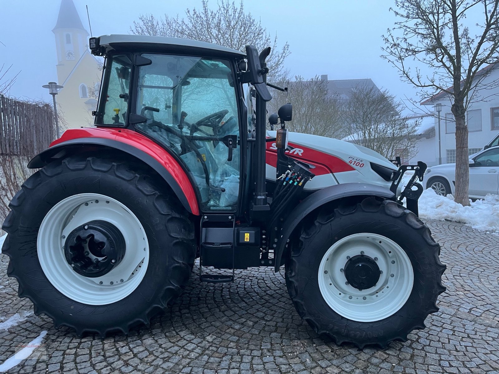 Traktor des Typs Steyr 4100 Plus, Neumaschine in Schwandorf (Bild 7)