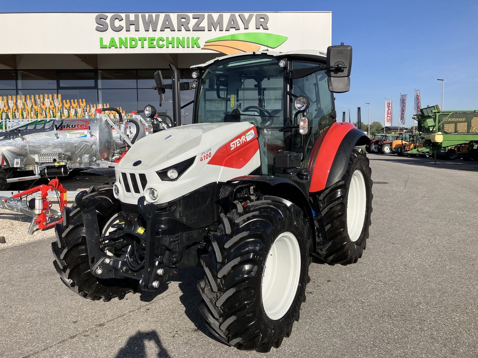 Traktor типа Steyr 4100 PLUS, Neumaschine в Schlitters (Фотография 1)