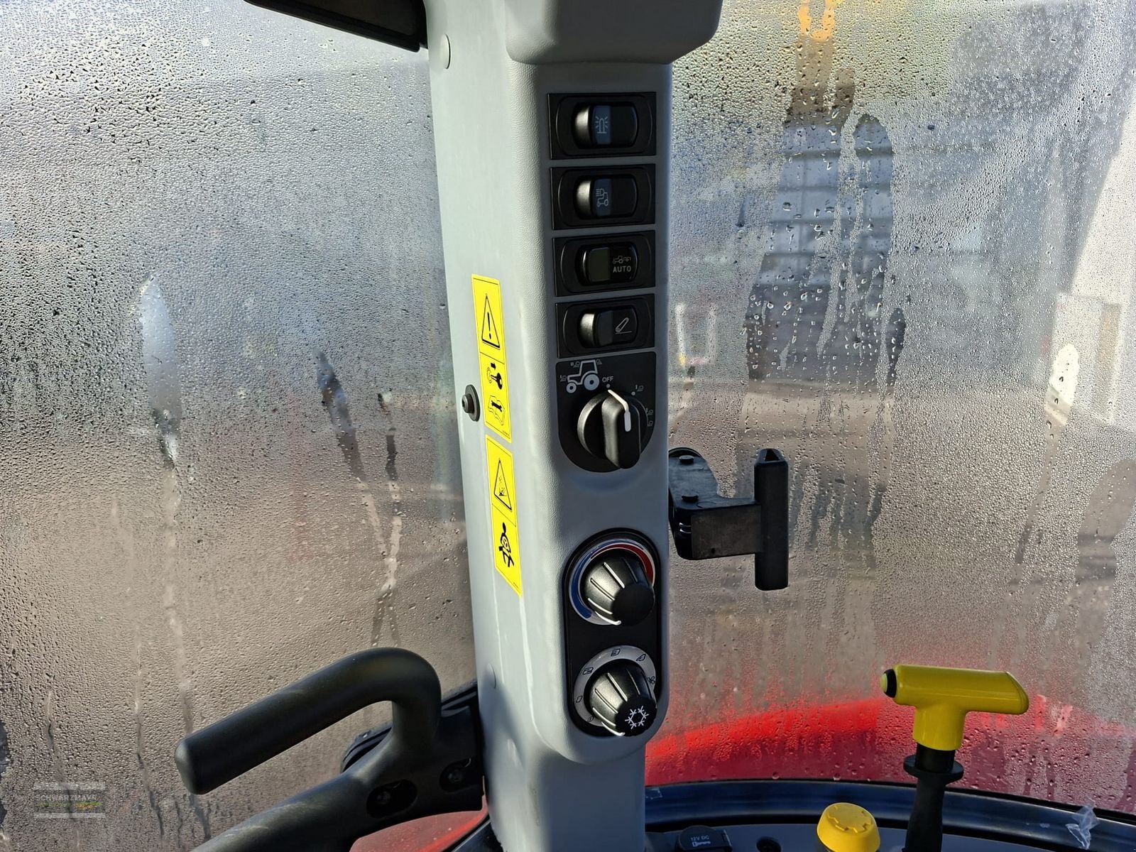 Traktor des Typs Steyr 4100 PLUS, Neumaschine in Gampern (Bild 20)