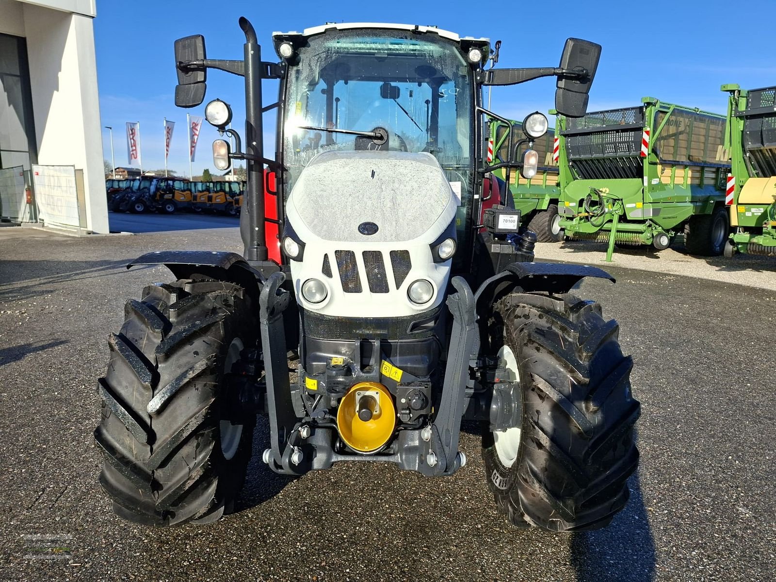 Traktor des Typs Steyr 4100 PLUS, Neumaschine in Gampern (Bild 4)