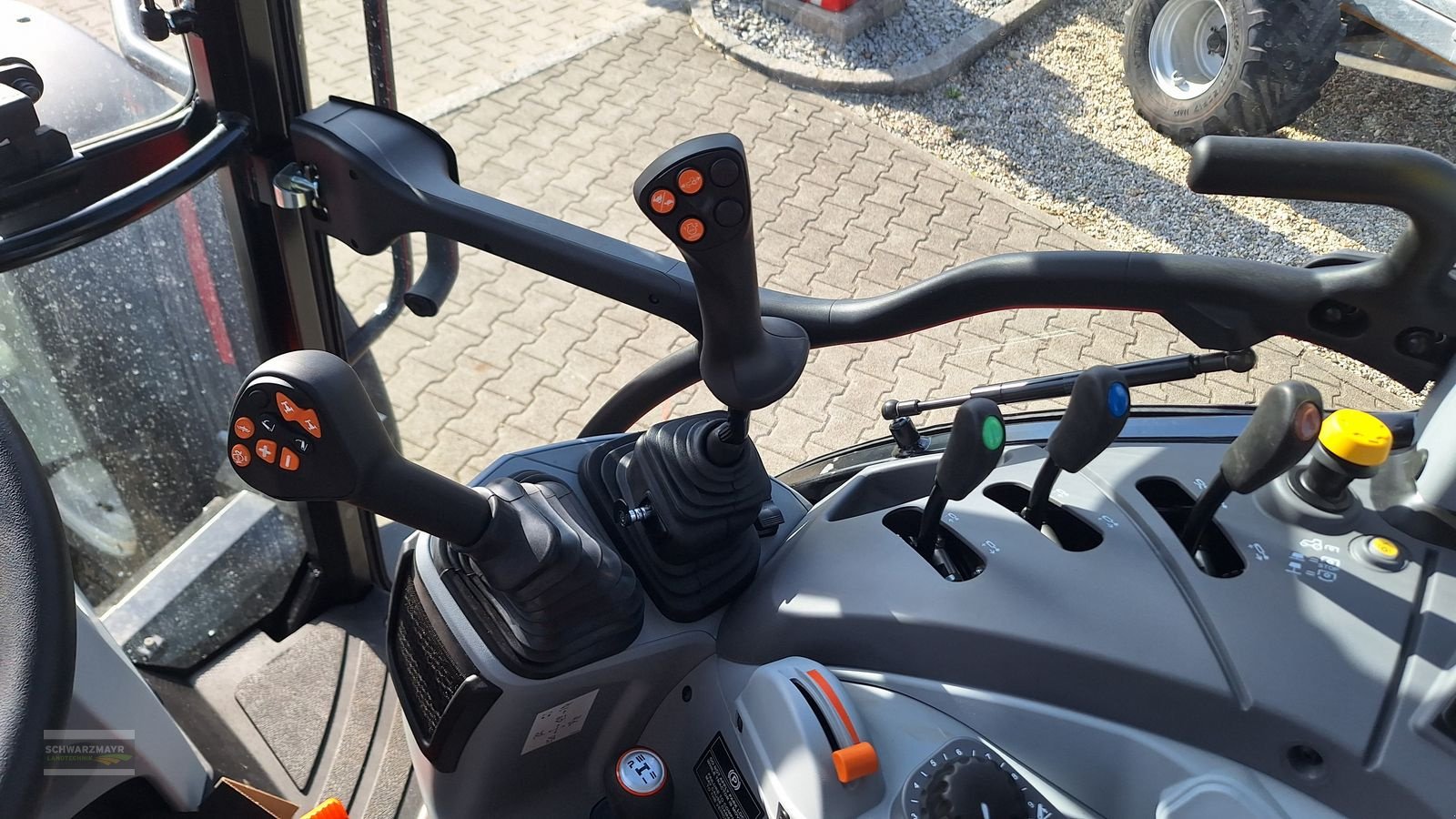 Traktor des Typs Steyr 4100 PLUS, Mietmaschine in Gampern (Bild 16)