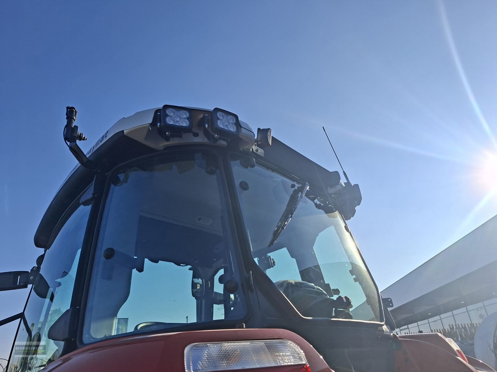 Traktor of the type Steyr 4100 PLUS, Neumaschine in Gampern (Picture 13)