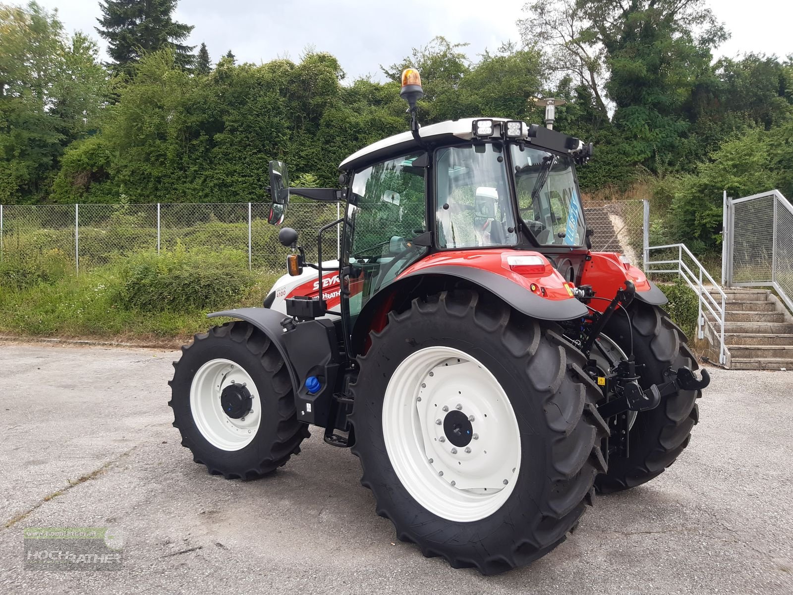 Traktor of the type Steyr 4100 PLUS, Neumaschine in Kronstorf (Picture 8)