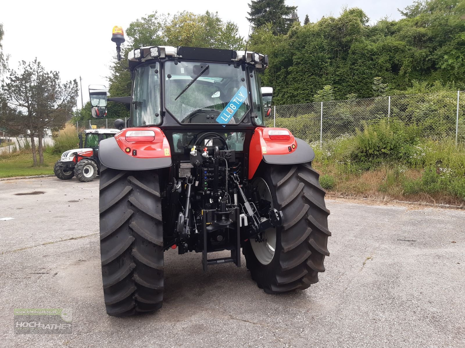 Traktor of the type Steyr 4100 PLUS, Neumaschine in Kronstorf (Picture 11)