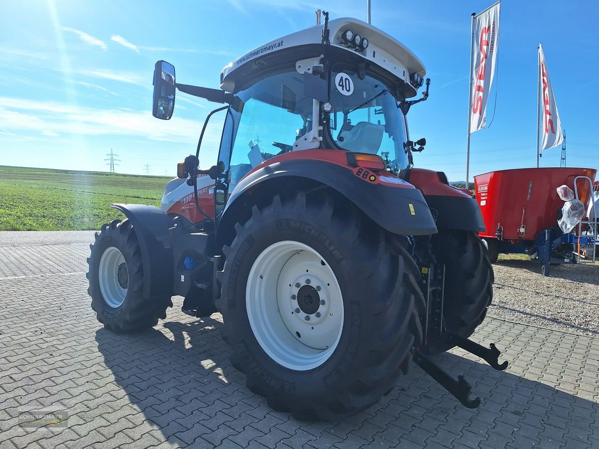 Traktor des Typs Steyr 4110 Expert CVT, Neumaschine in Aurolzmünster (Bild 4)