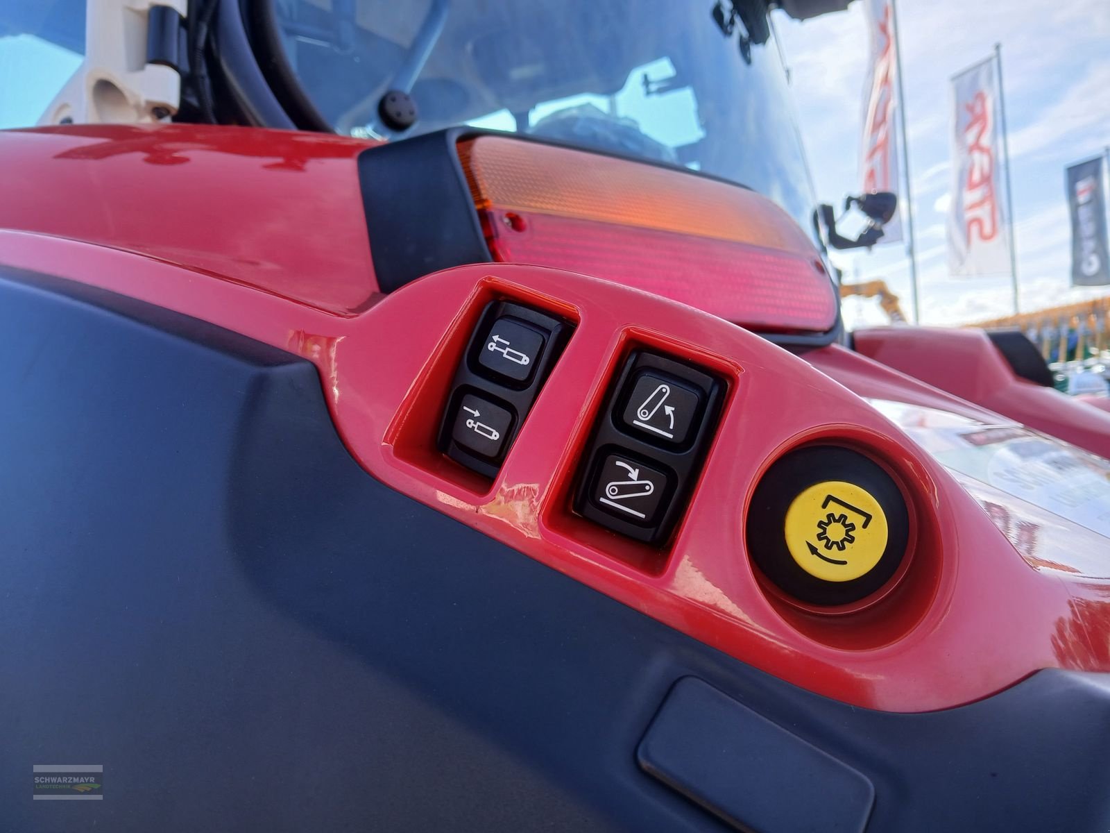 Traktor of the type Steyr 4110 Expert CVT, Vorführmaschine in Aurolzmünster (Picture 8)