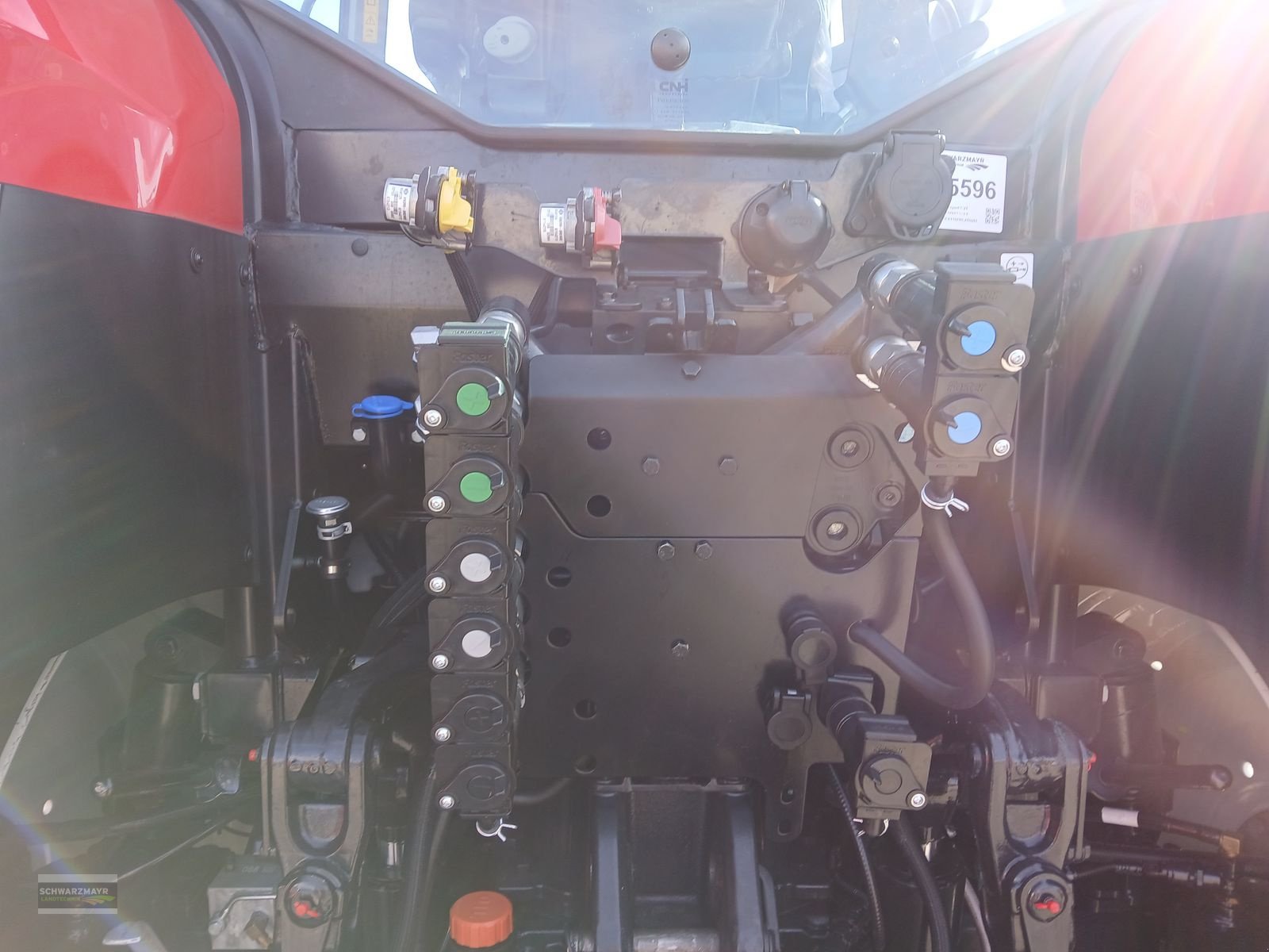 Traktor of the type Steyr 4110 Expert CVT, Vorführmaschine in Aurolzmünster (Picture 7)