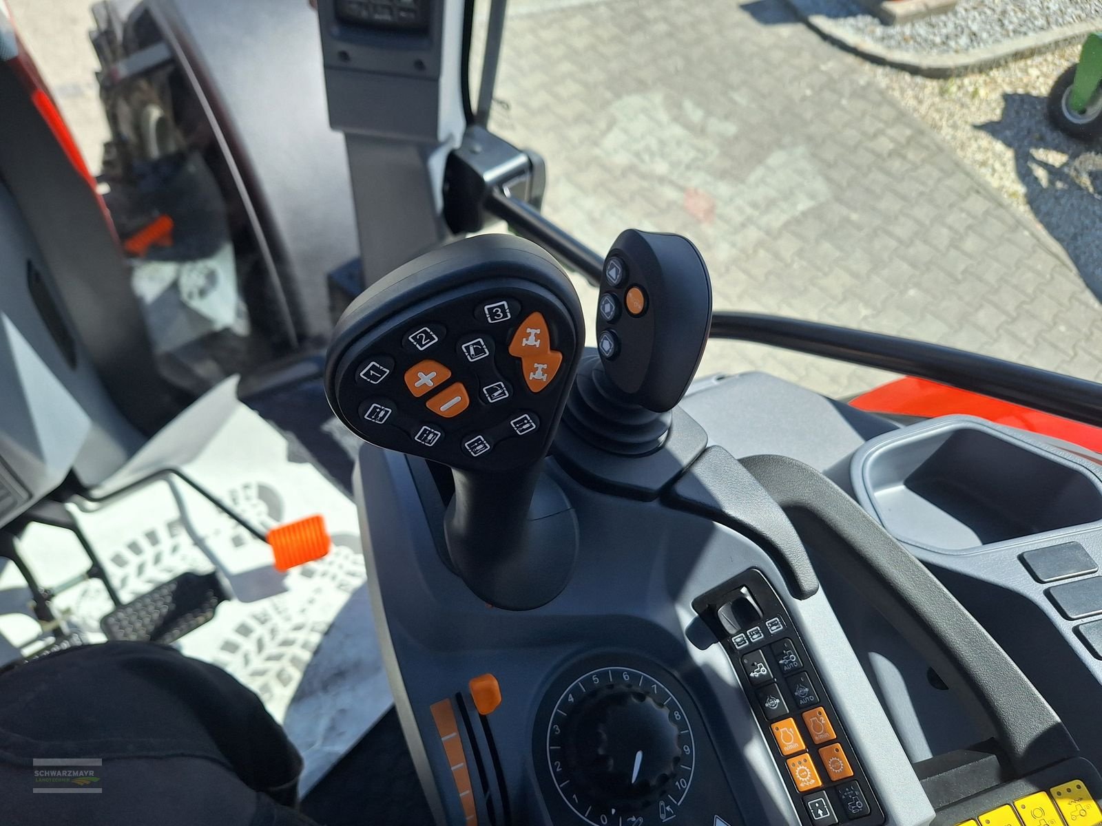 Traktor типа Steyr 4110 Expert CVT, Neumaschine в Aurolzmünster (Фотография 18)