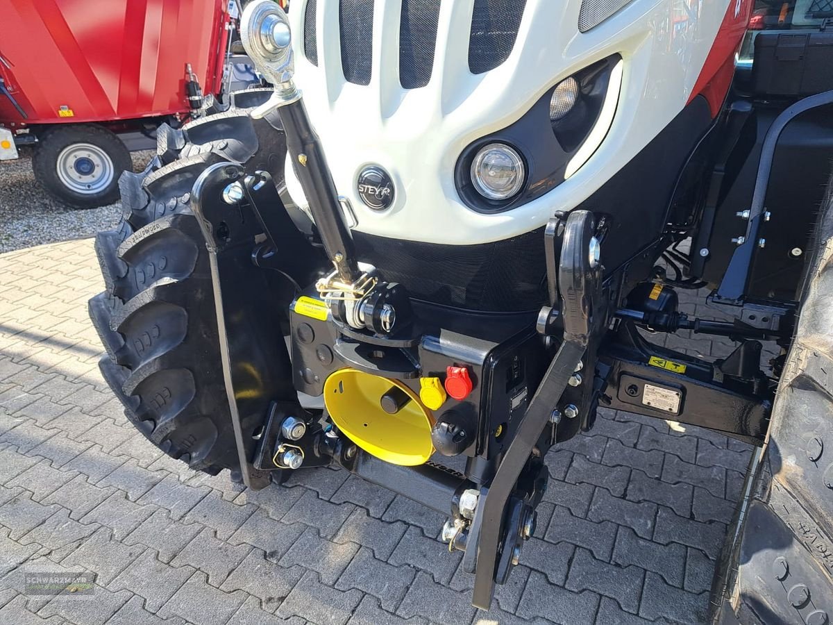 Traktor des Typs Steyr 4110 Expert CVT, Neumaschine in Aurolzmünster (Bild 10)
