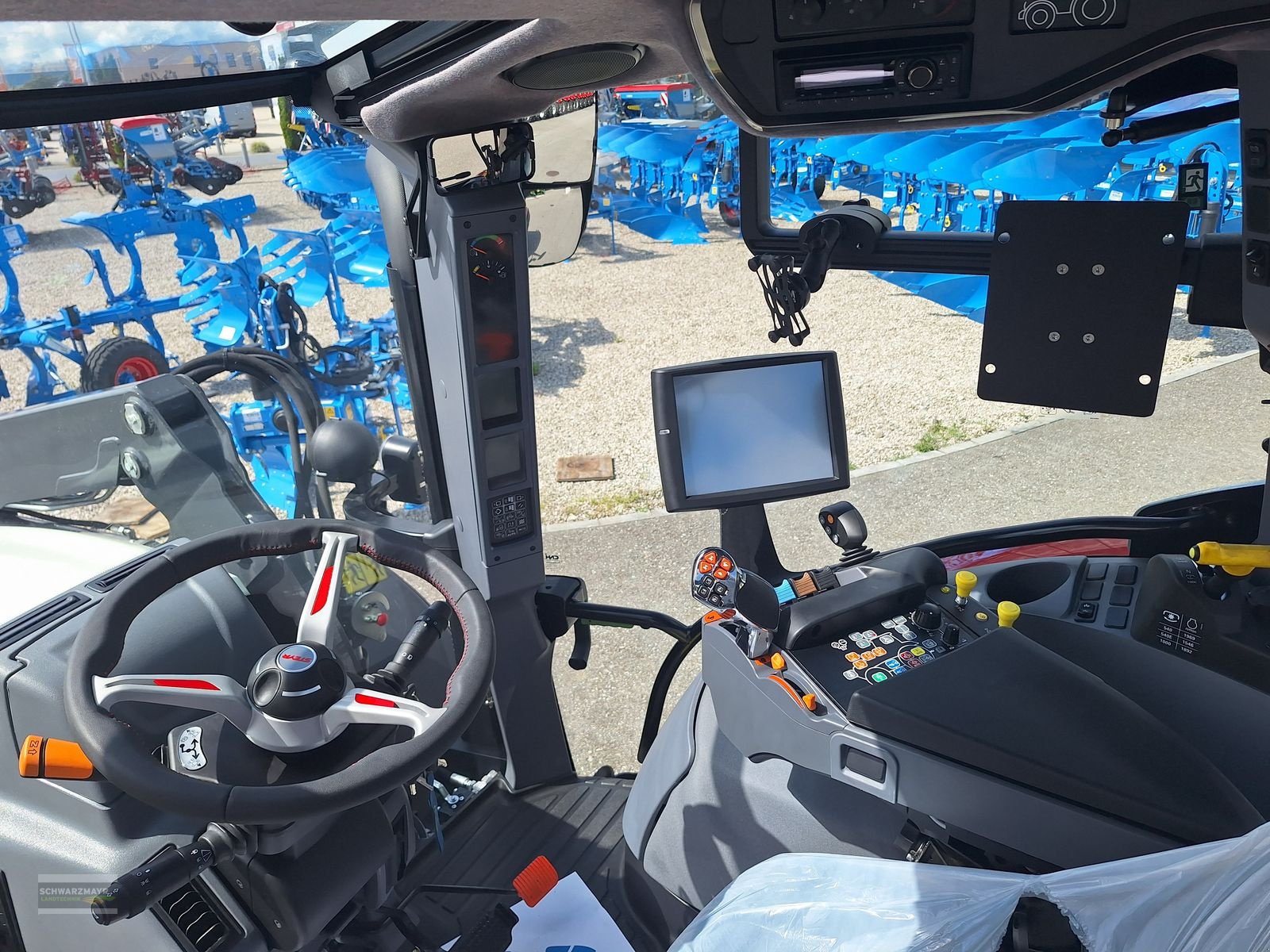 Traktor of the type Steyr 4110 Expert CVT, Mietmaschine in Gampern (Picture 15)