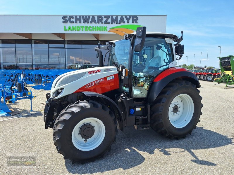 Traktor des Typs Steyr 4110 Expert CVT, Neumaschine in Gampern