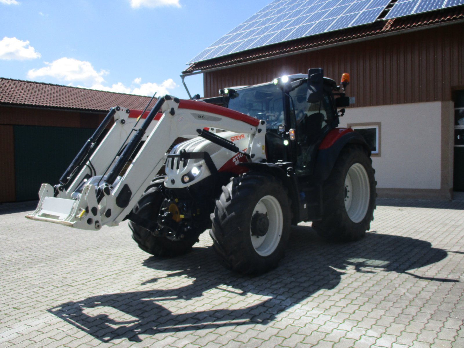 Traktor des Typs Steyr 4110 Expert CVT, Gebrauchtmaschine in Windorf (Bild 5)