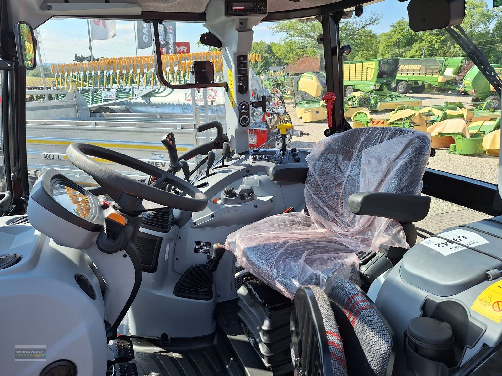 Traktor tipa Steyr 4110 PLUS, Neumaschine u Aurolzmünster (Slika 21)