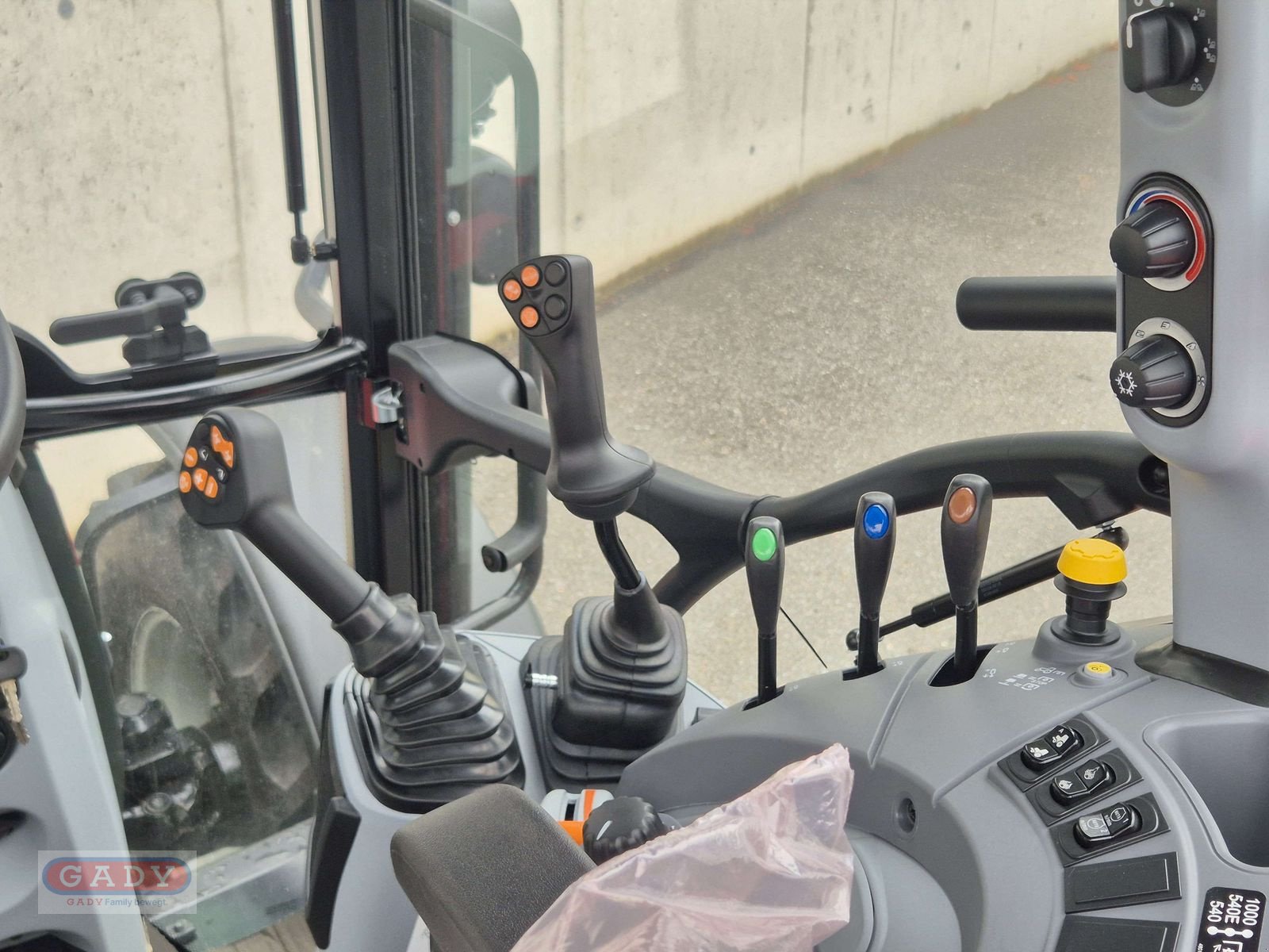 Traktor του τύπου Steyr 4110 PLUS, Neumaschine σε Lebring (Φωτογραφία 7)