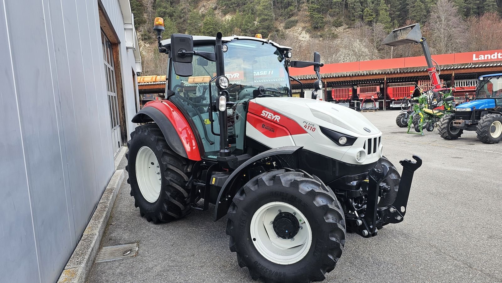 Traktor типа Steyr 4110 PLUS, Gebrauchtmaschine в Ried im Oberinntal (Фотография 4)