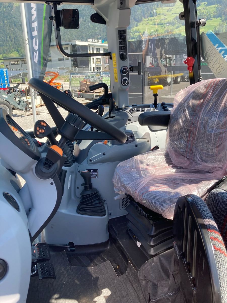 Traktor des Typs Steyr 4110 PLUS, Neumaschine in Schlitters (Bild 15)