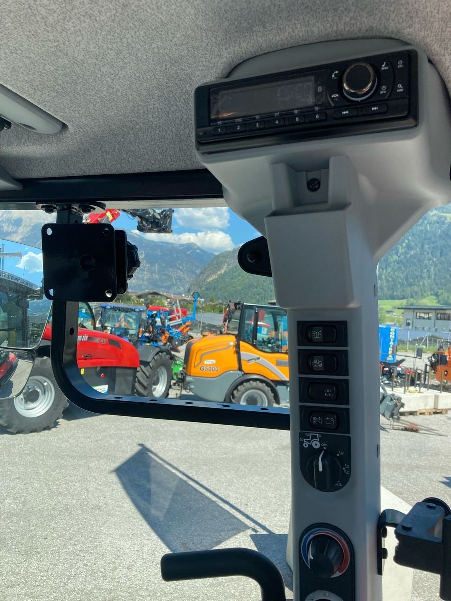 Traktor des Typs Steyr 4110 PLUS, Neumaschine in Schlitters (Bild 17)