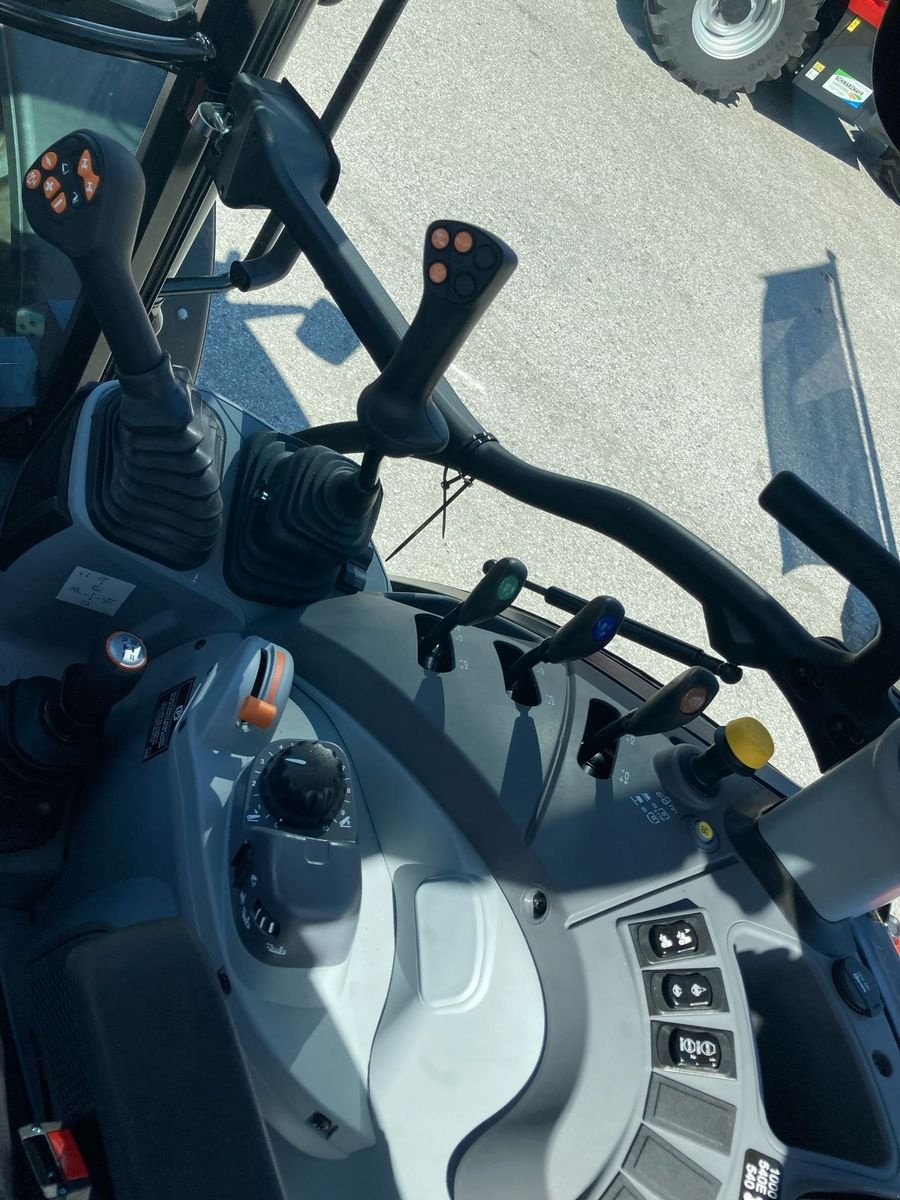 Traktor des Typs Steyr 4110 PLUS, Neumaschine in Schlitters (Bild 16)