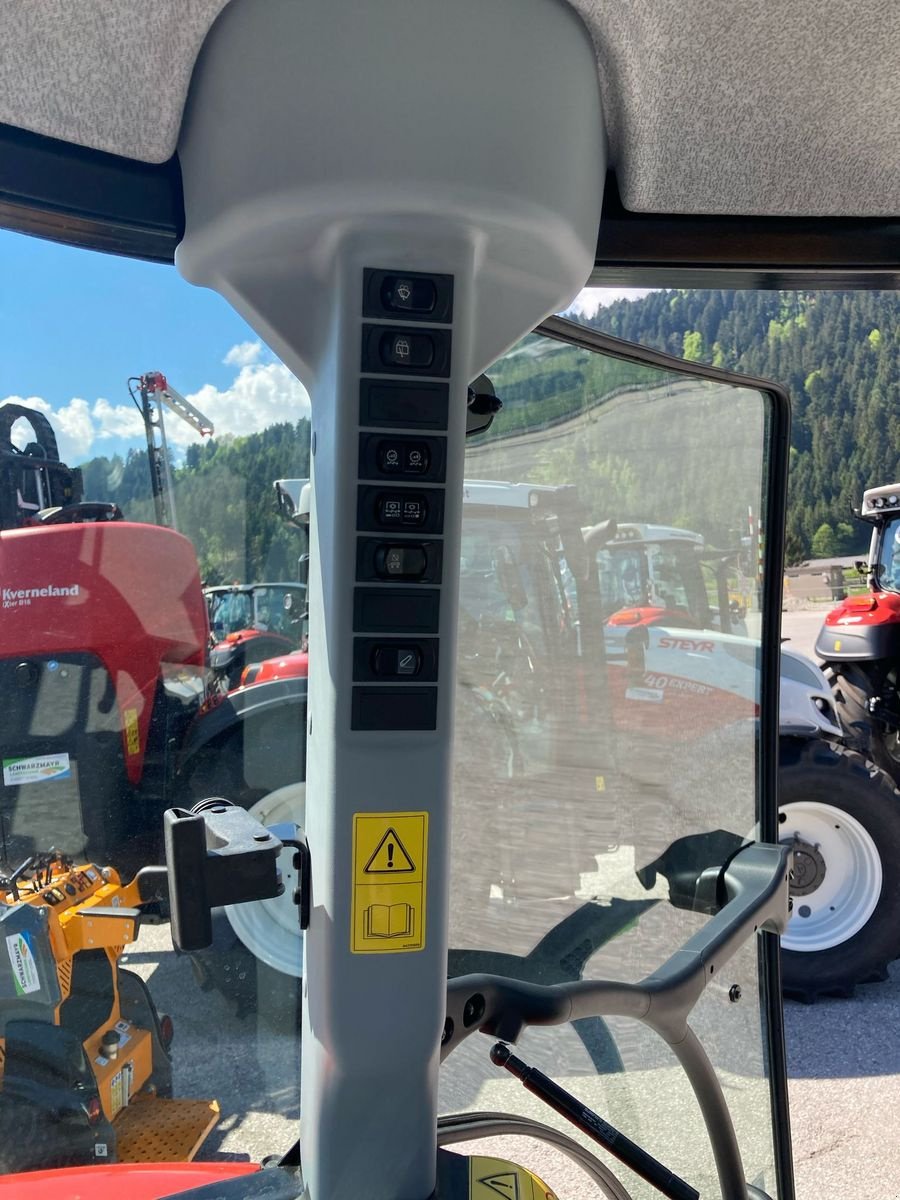 Traktor des Typs Steyr 4110 PLUS, Neumaschine in Schlitters (Bild 19)