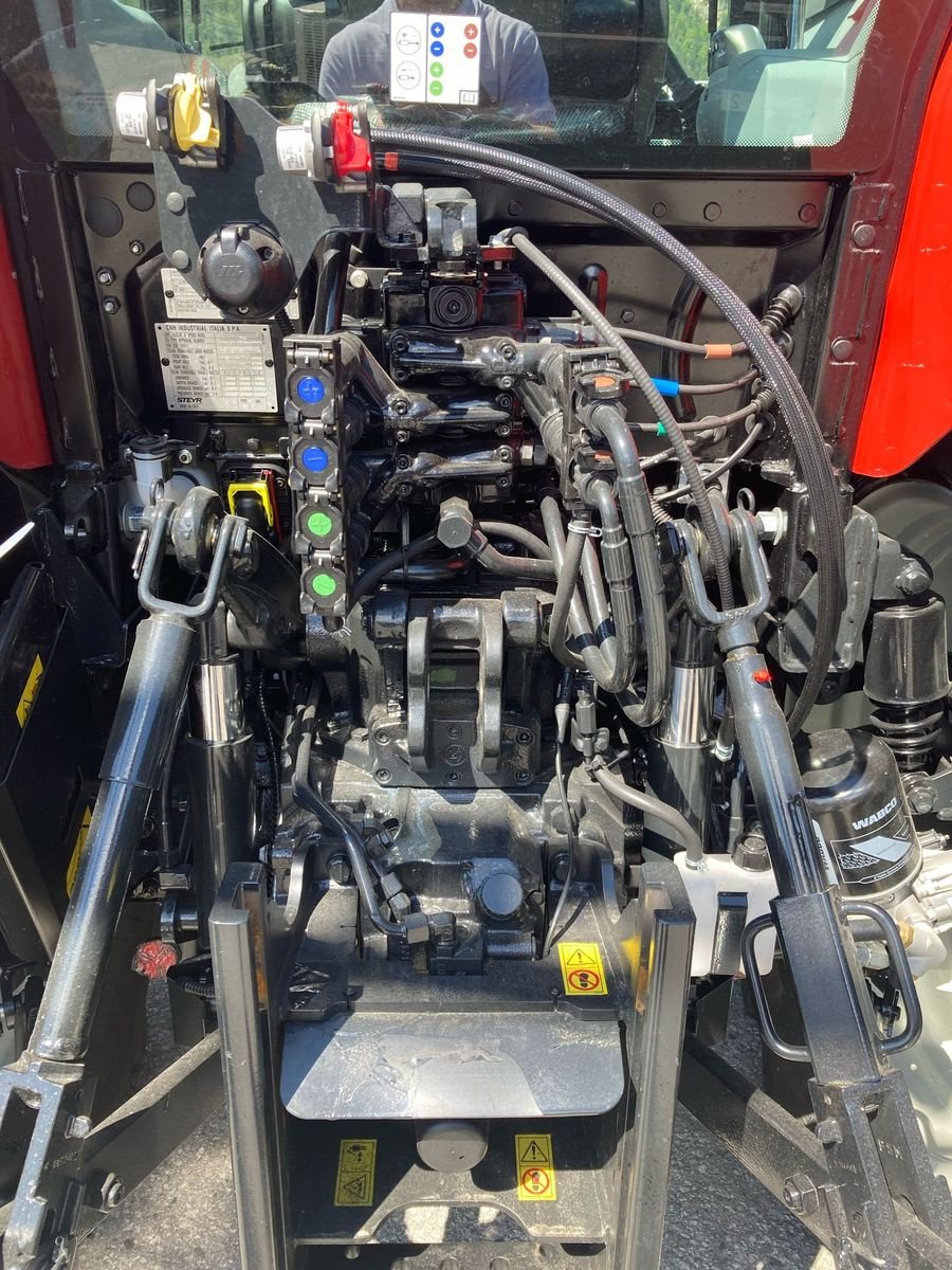 Traktor des Typs Steyr 4110 PLUS, Neumaschine in Schlitters (Bild 12)