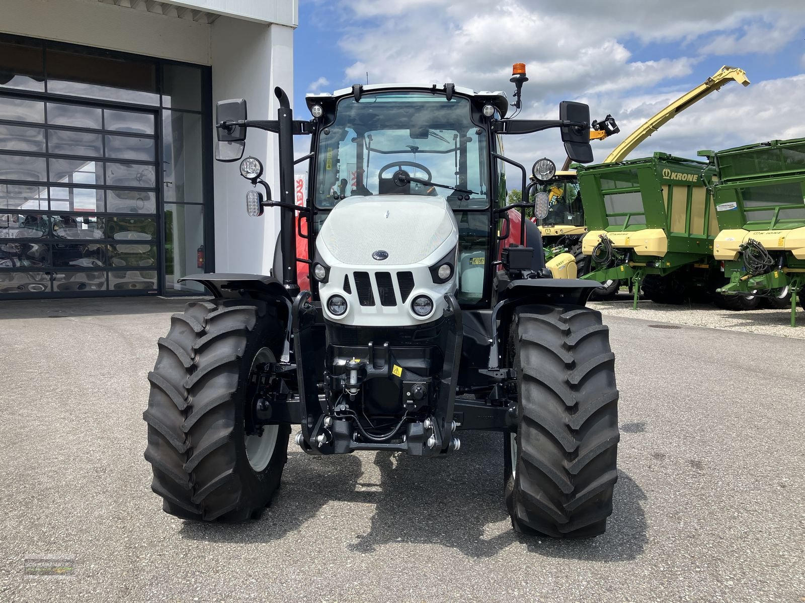 Traktor van het type Steyr 4110 PLUS, Vorführmaschine in Gampern (Foto 4)