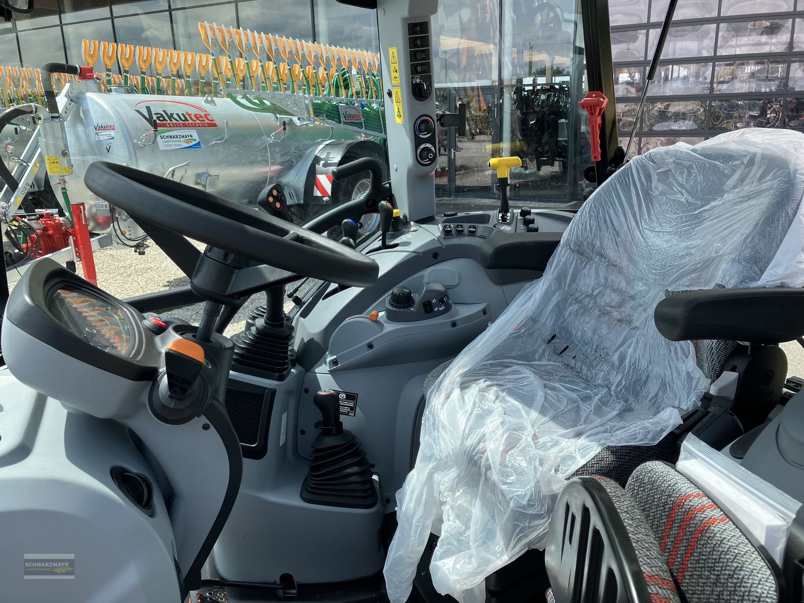 Traktor van het type Steyr 4110 PLUS, Vorführmaschine in Gampern (Foto 19)