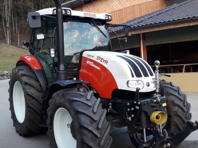 Traktor типа Steyr 4110 Profi Classic, Gebrauchtmaschine в Klein St. Paul (Фотография 1)