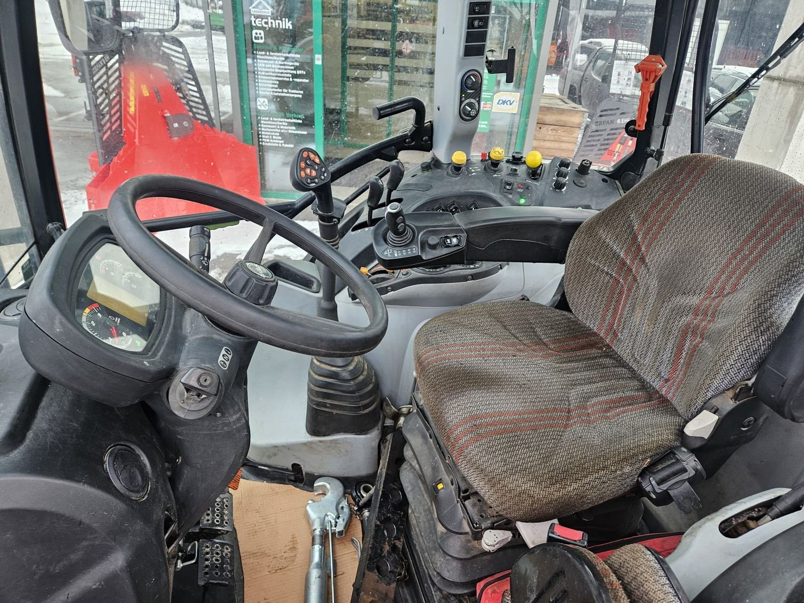 Traktor van het type Steyr 4115 Multi, Gebrauchtmaschine in Flachau (Foto 11)