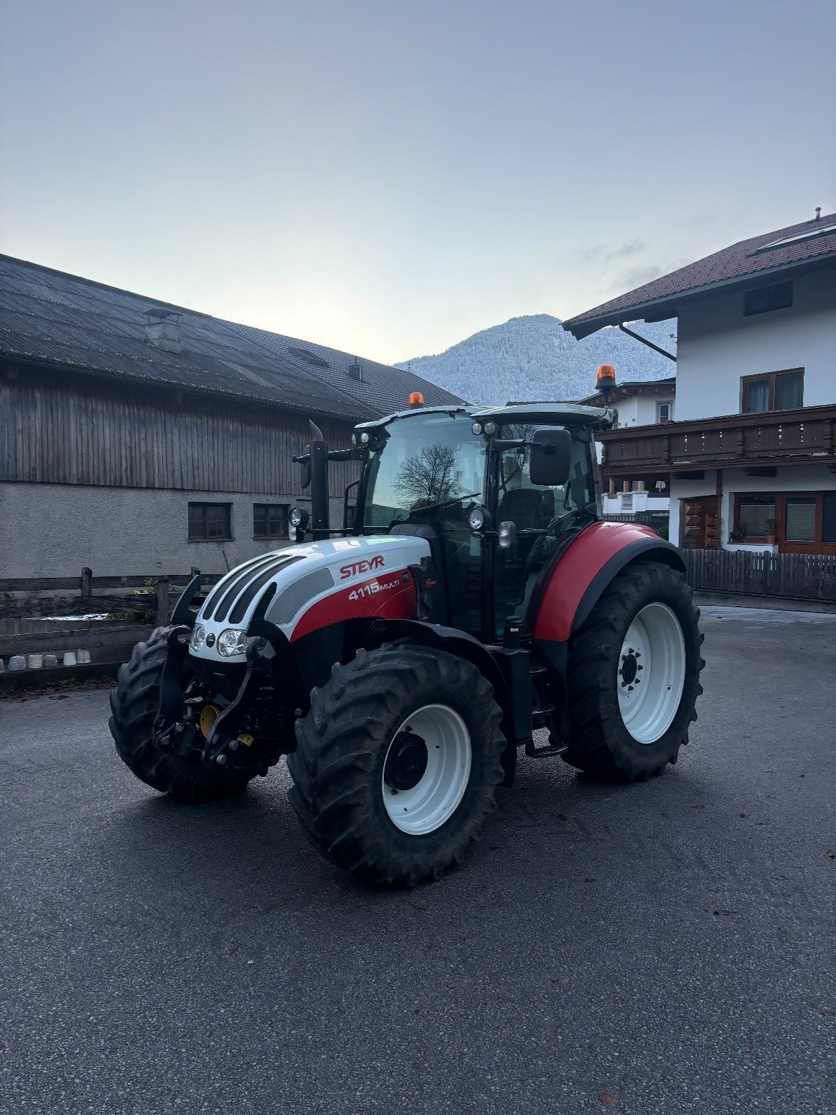 Traktor typu Steyr 4115 Multi, Gebrauchtmaschine v Erl (Obrázek 2)