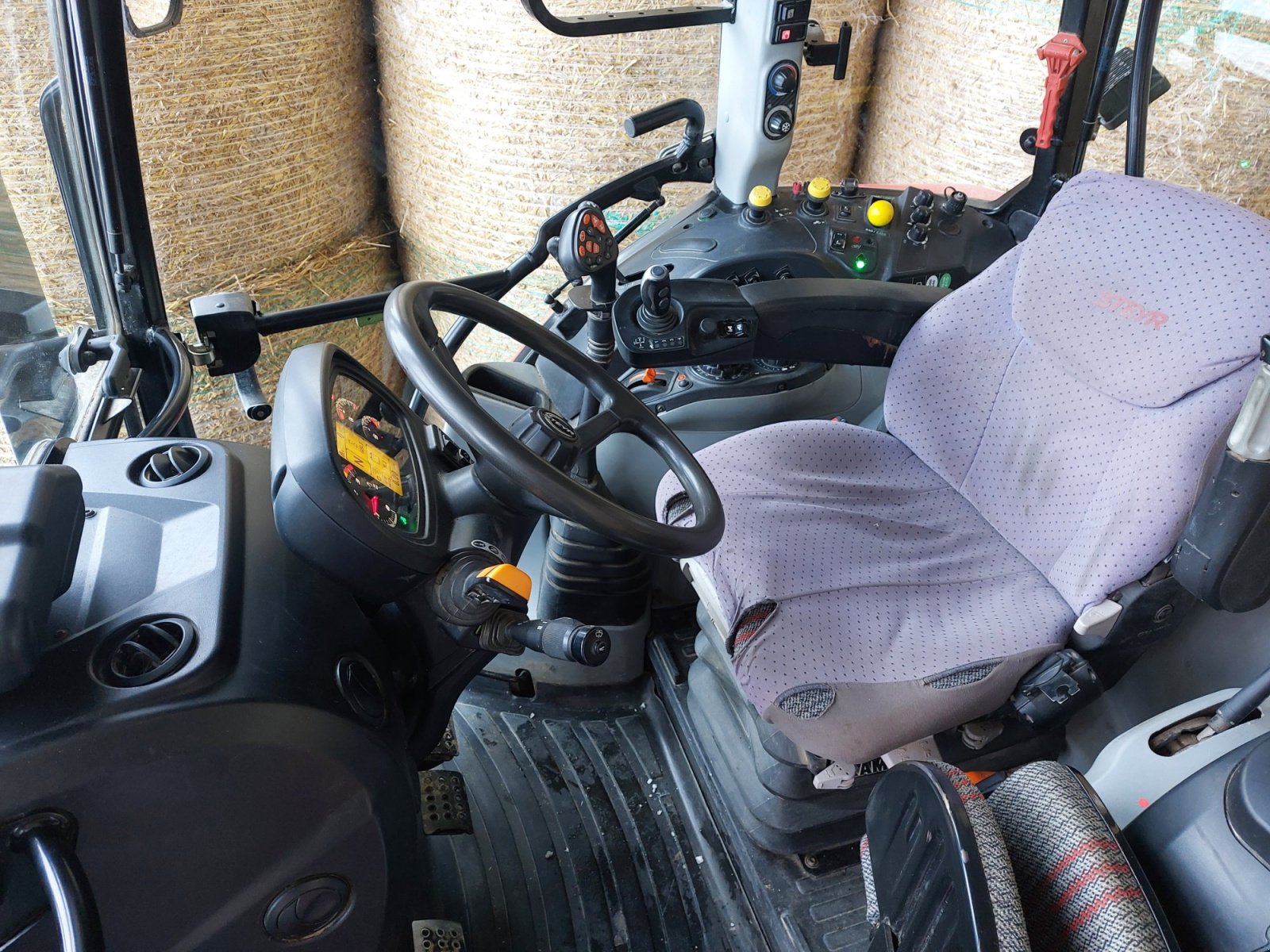 Traktor типа Steyr 4115 Multi, Gebrauchtmaschine в Tacherting (Фотография 17)