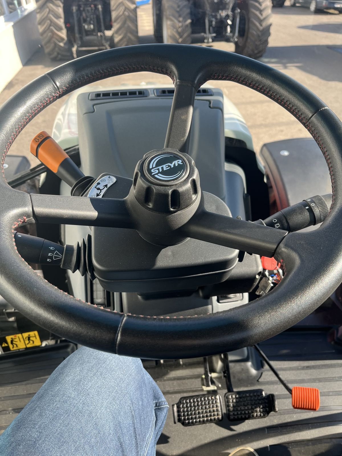 Traktor of the type Steyr 4120 Expert CVT, Gebrauchtmaschine in Harmannsdorf (Picture 8)