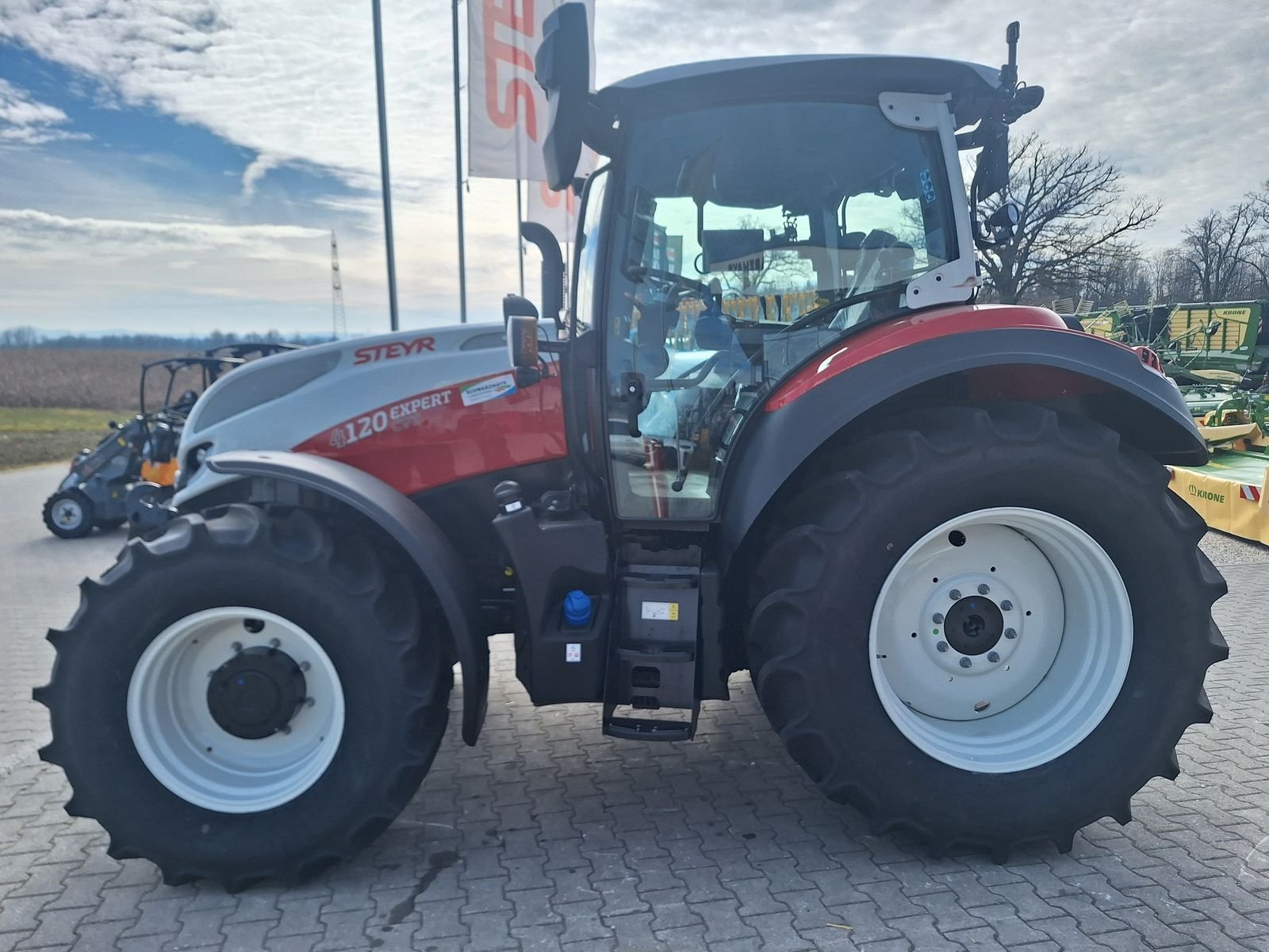 Traktor Türe ait Steyr 4120 Expert CVT, Neumaschine içinde Harmannsdorf (resim 2)