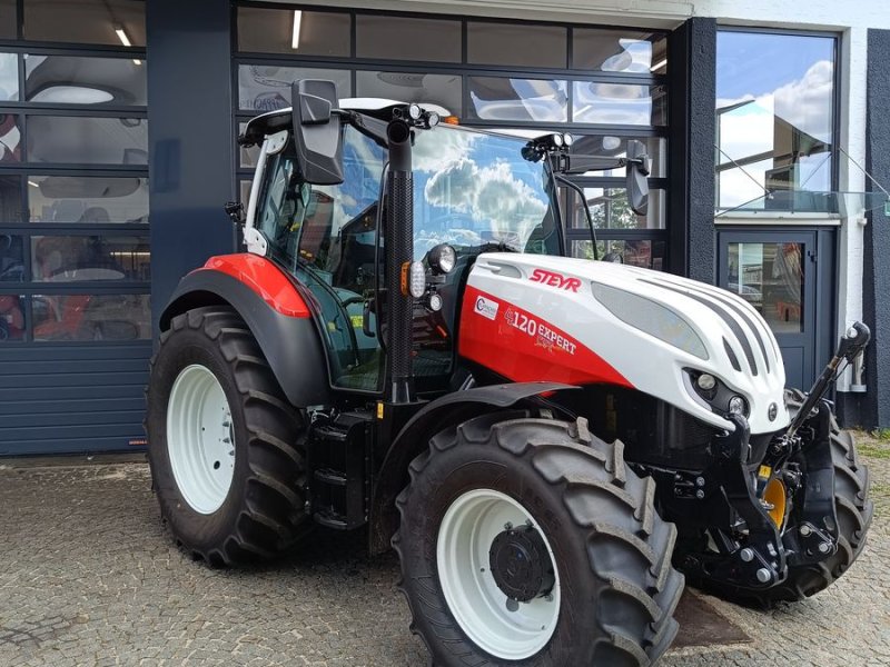 Traktor des Typs Steyr 4120 Expert CVT, Vorführmaschine in Berndorf (Bild 1)