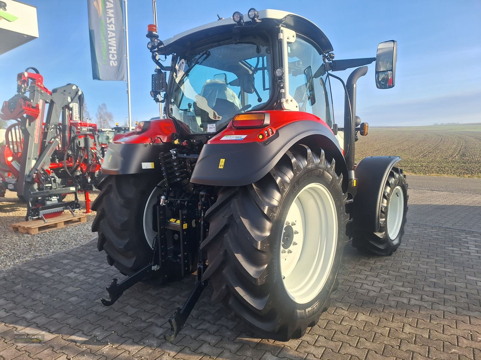 Traktor des Typs Steyr 4120 Expert, Neumaschine in Aurolzmünster (Bild 3)