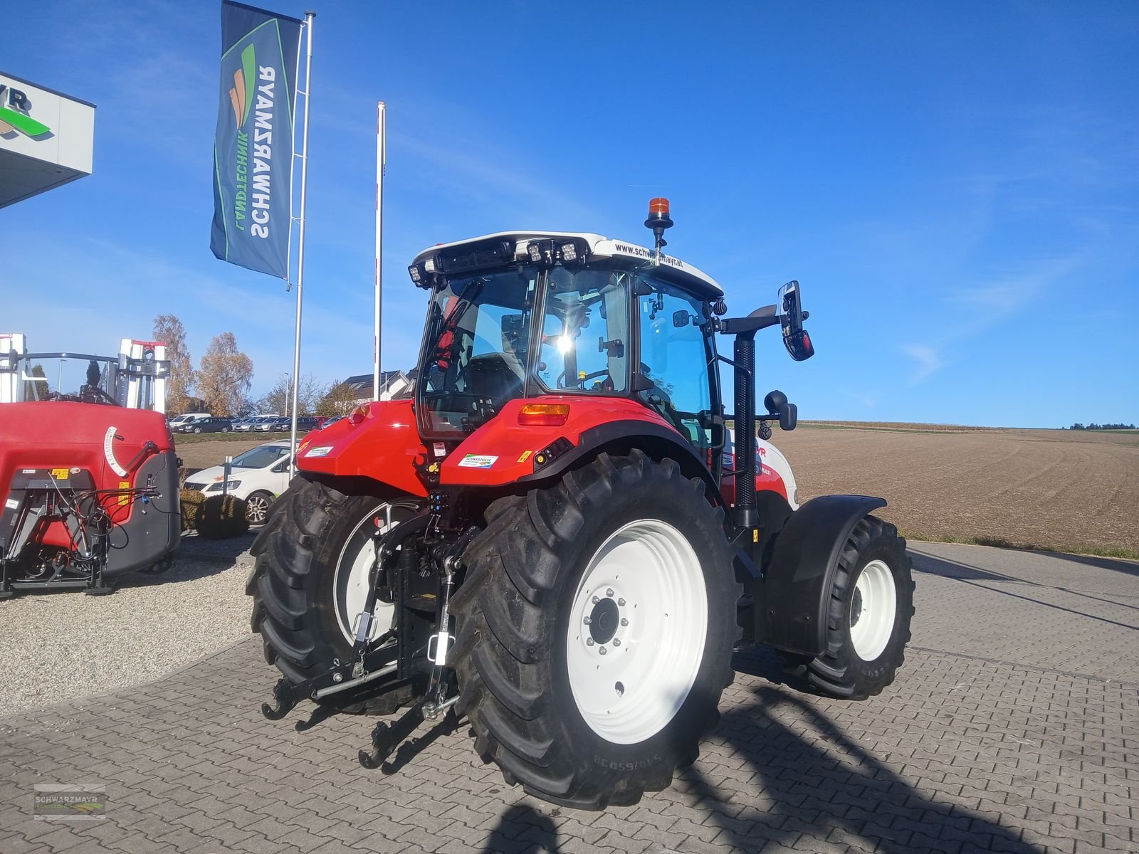 Traktor des Typs Steyr 4120 Multi St. V, Neumaschine in Aurolzmünster (Bild 4)