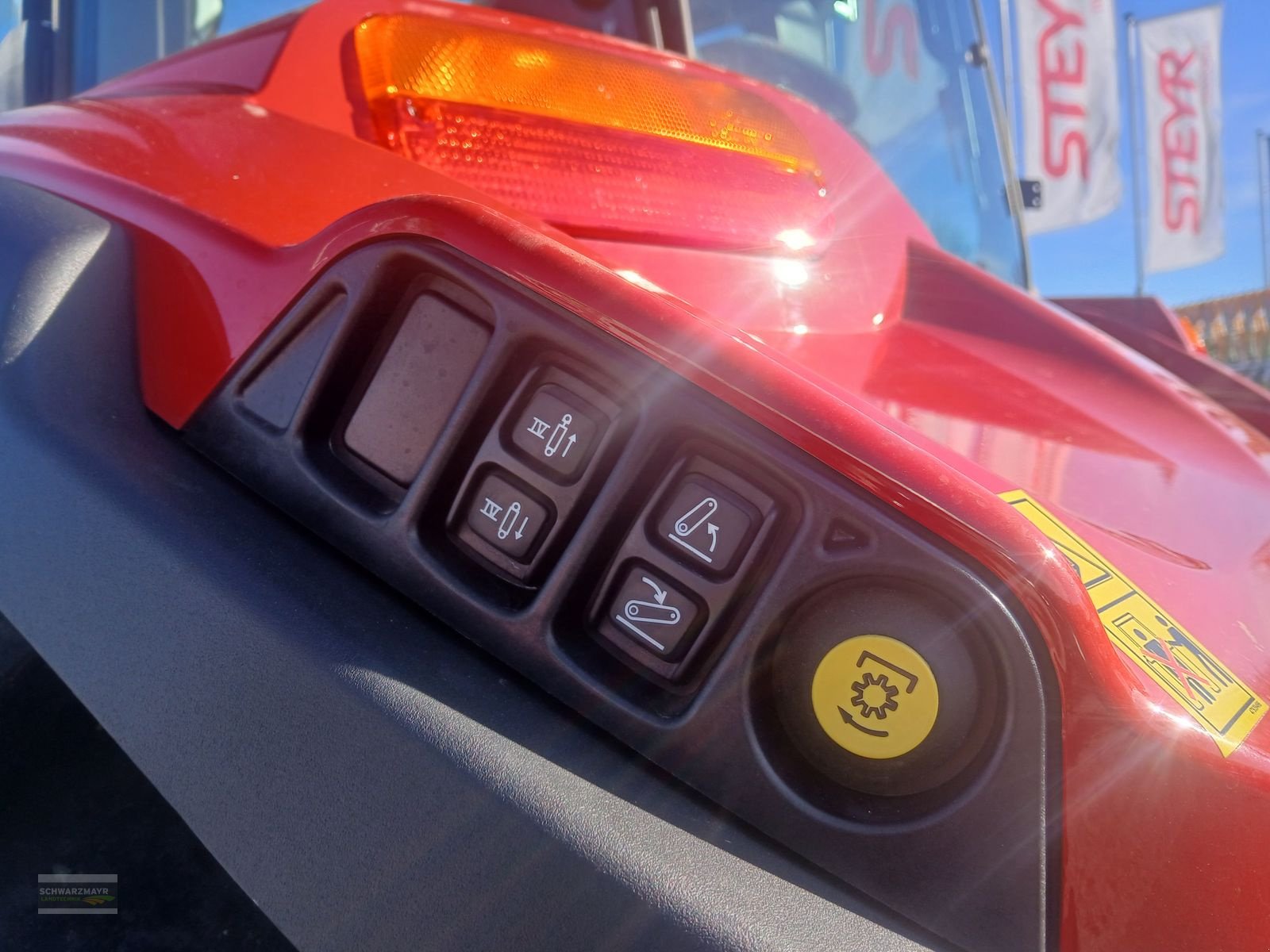 Traktor des Typs Steyr 4120 Multi St. V, Neumaschine in Aurolzmünster (Bild 8)