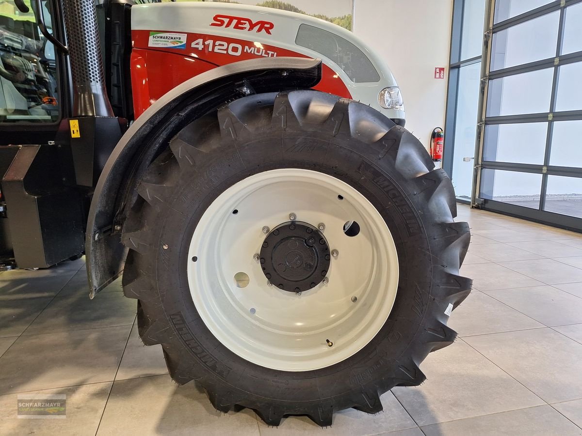 Traktor des Typs Steyr 4120 Multi (Stage V), Neumaschine in Gampern (Bild 12)