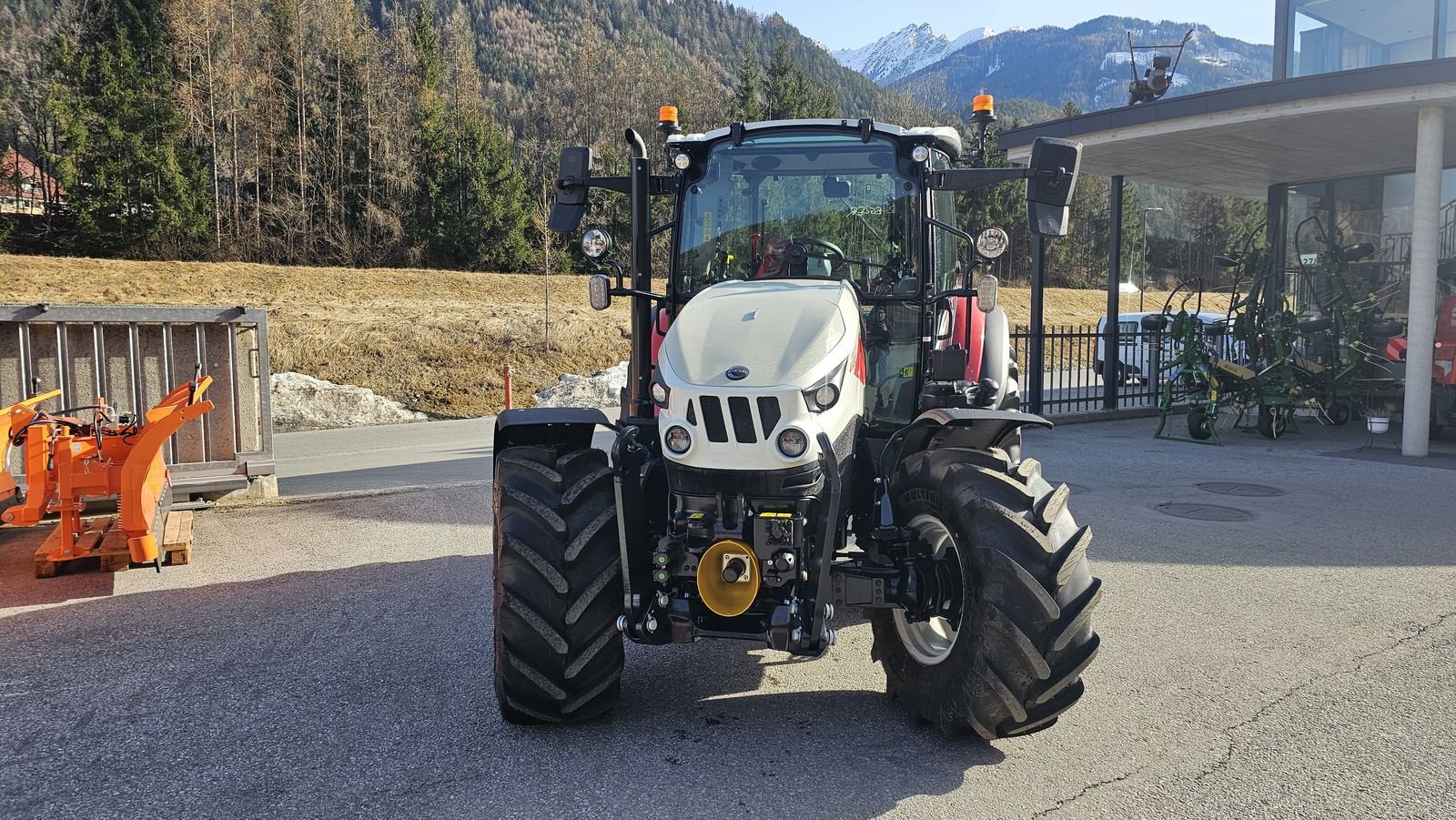 Traktor typu Steyr 4120 PLUS, Neumaschine v Ried im Oberinntal (Obrázek 2)