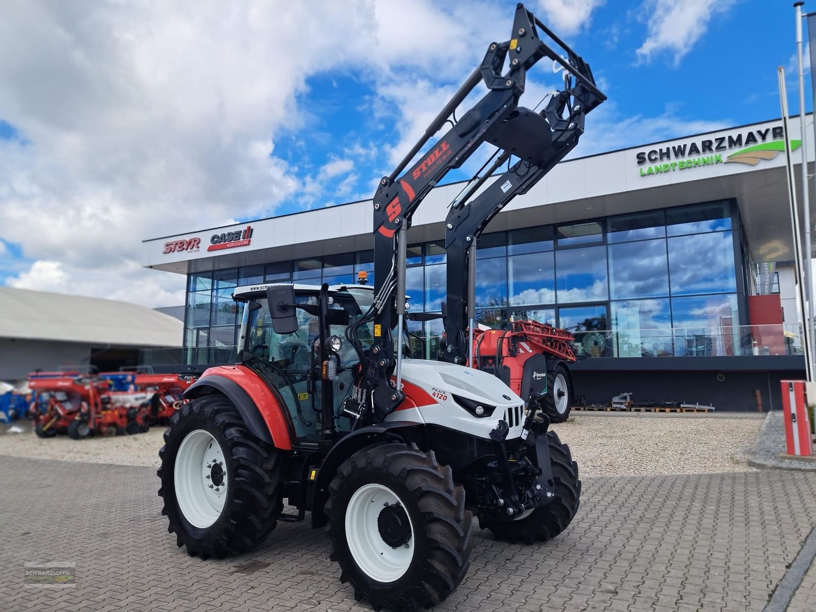 Traktor tipa Steyr 4120 PLUS, Neumaschine u Gampern (Slika 1)