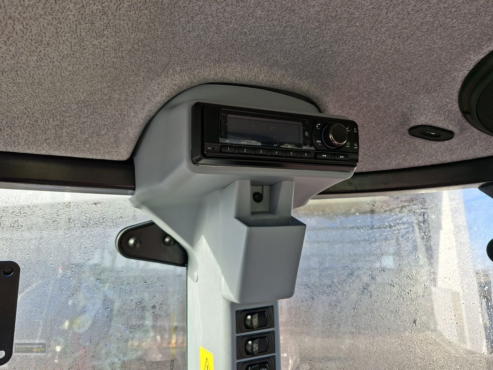 Traktor des Typs Steyr 4120 PLUS, Neumaschine in Gampern (Bild 23)