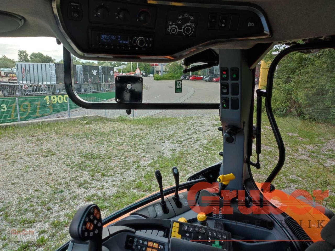 Traktor des Typs Steyr 4130 Expert CVT Kommunalausührung, Neumaschine in Ampfing (Bild 9)