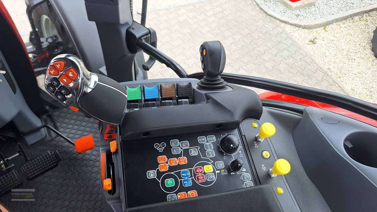 Traktor des Typs Steyr 4130 Expert CVT P, Neumaschine in Aurolzmünster (Bild 19)