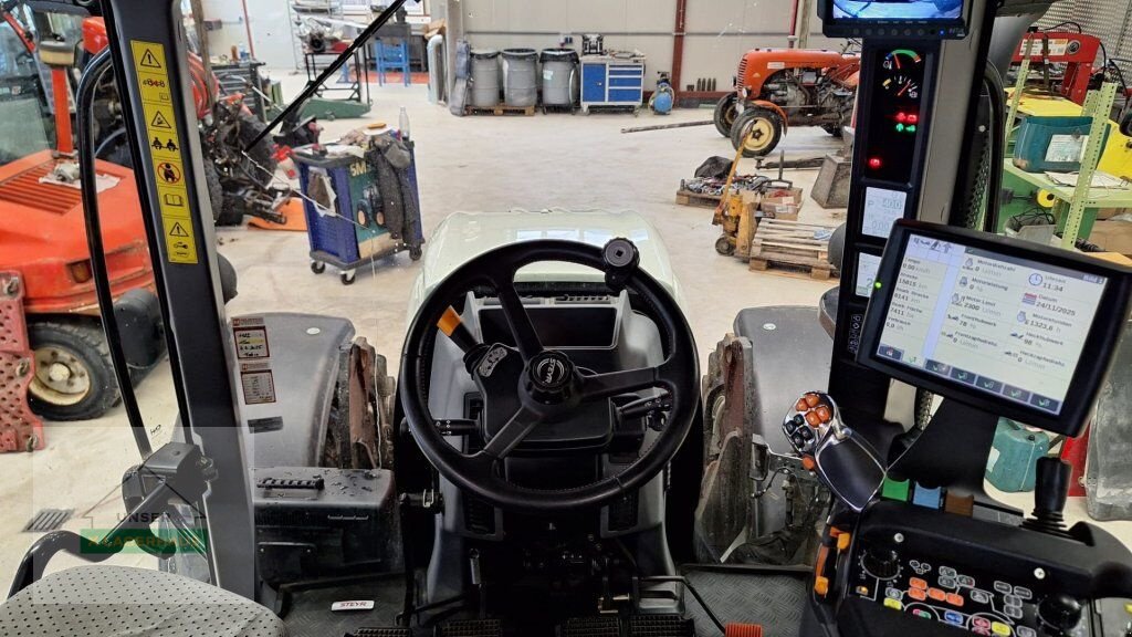 Traktor от тип Steyr 4130 Expert CVT, Gebrauchtmaschine в Schlitters (Снимка 2)