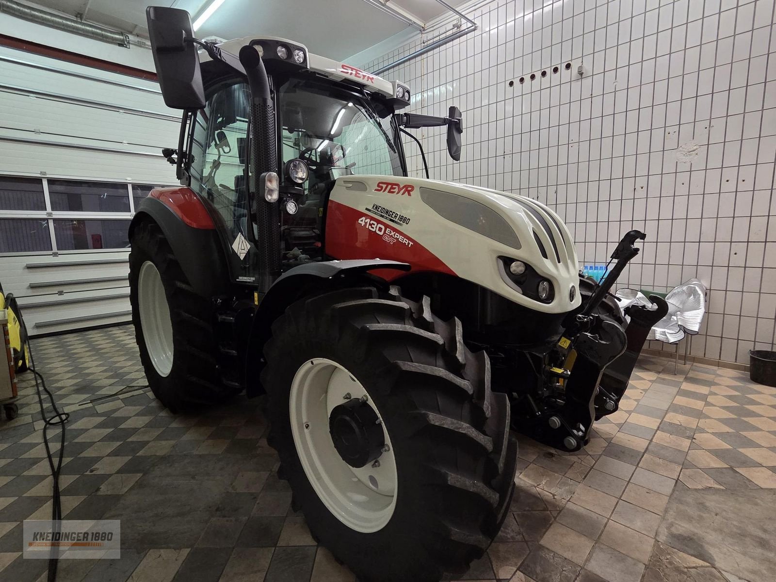 Traktor типа Steyr 4130 Expert CVT, Gebrauchtmaschine в Altenfelden (Фотография 2)