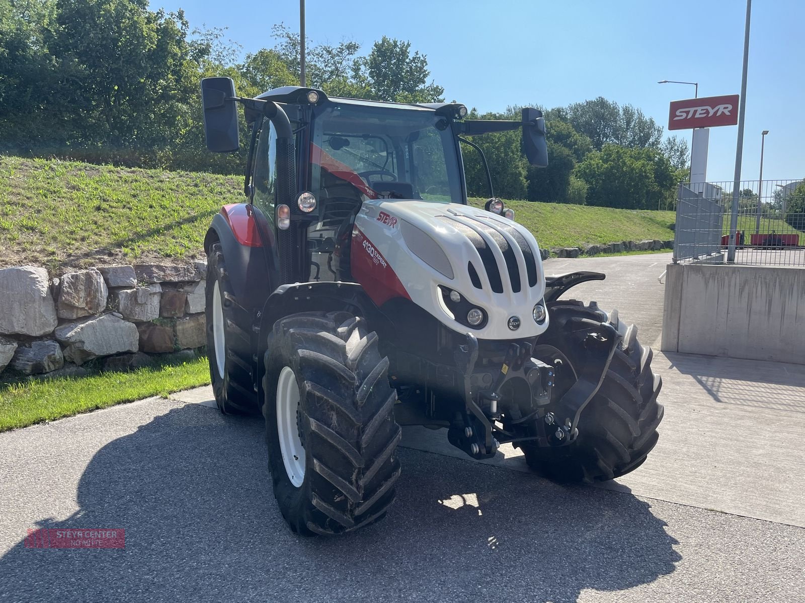 Traktor des Typs Steyr 4130 Expert CVT, Gebrauchtmaschine in St. Pölten (Bild 3)