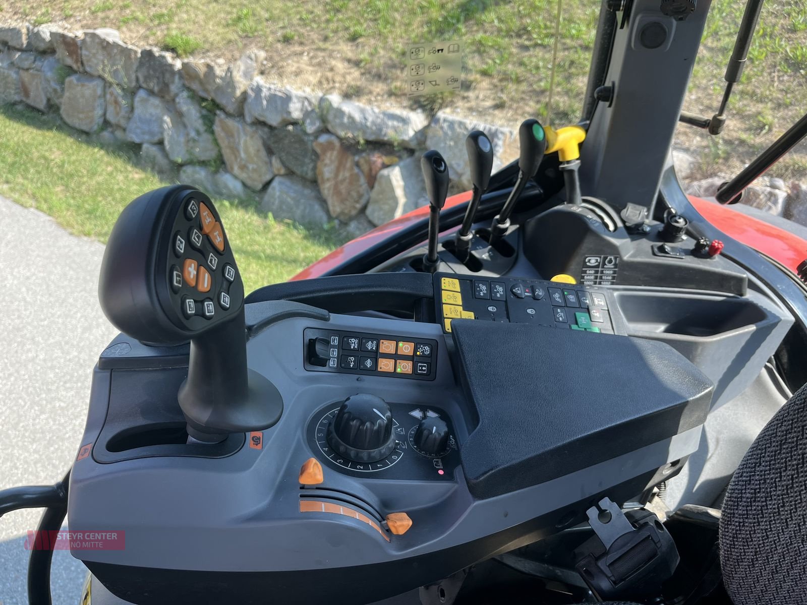 Traktor des Typs Steyr 4130 Expert CVT, Gebrauchtmaschine in St. Pölten (Bild 11)