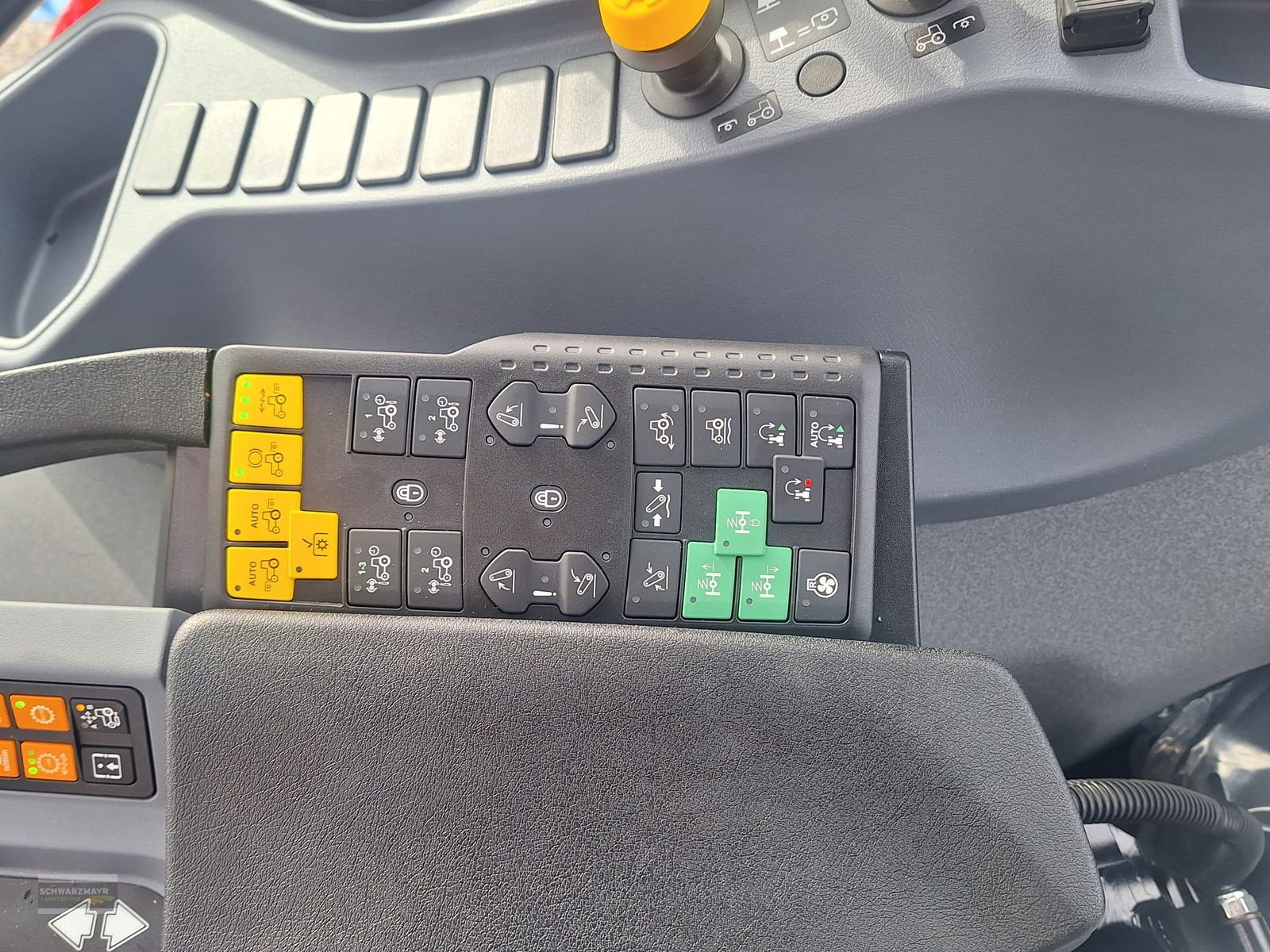Traktor des Typs Steyr 4130 Expert CVT, Mietmaschine in Gampern (Bild 25)