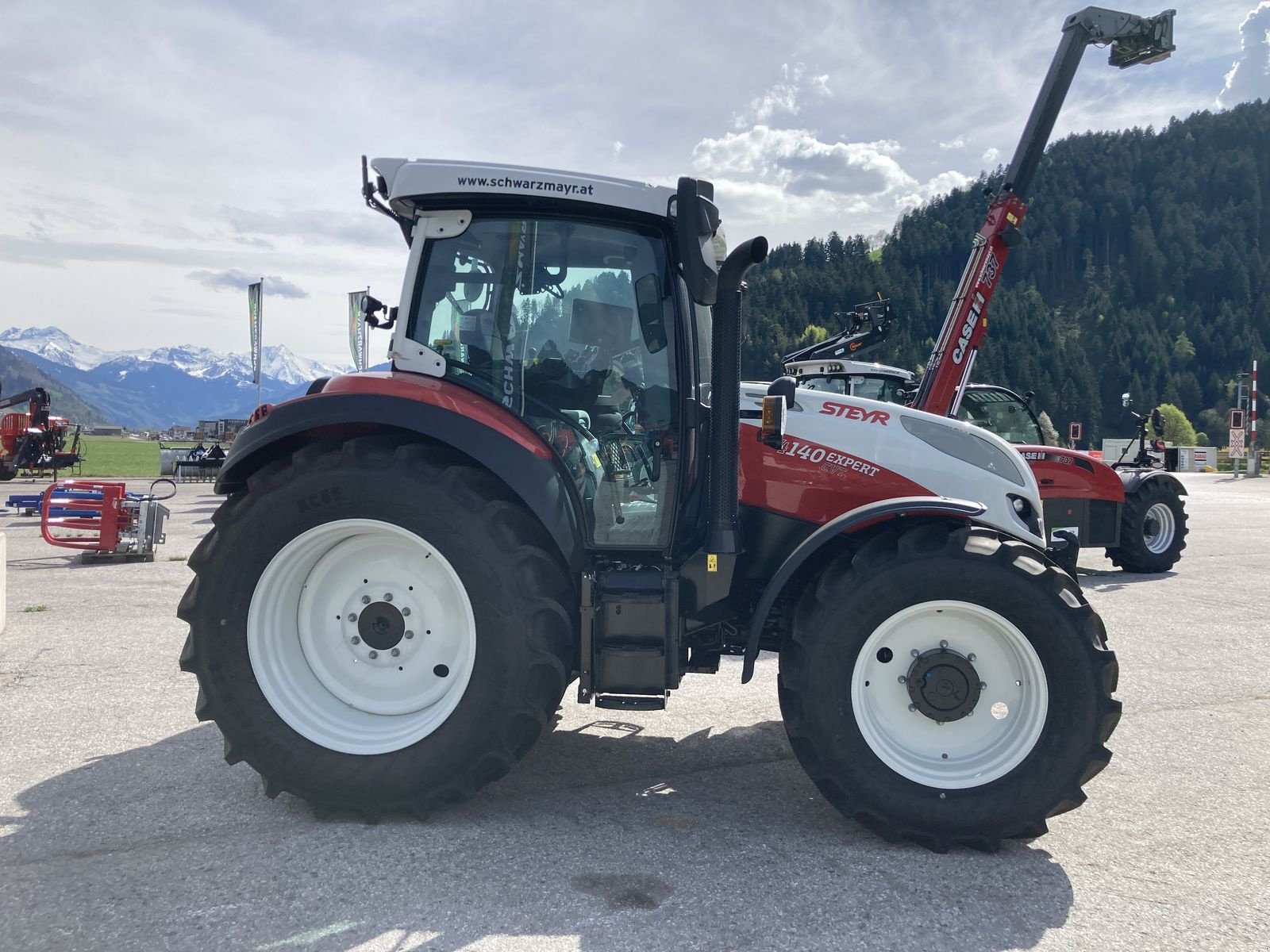 Traktor des Typs Steyr 4140 Expert CVT, Neumaschine in Schlitters (Bild 4)