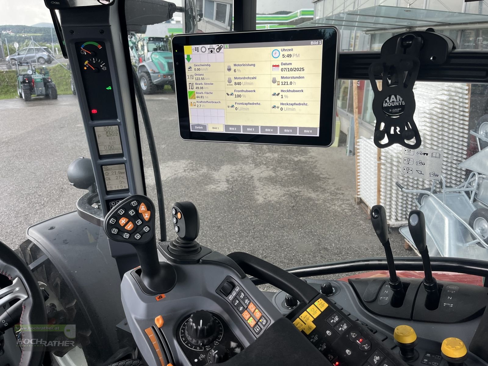 Traktor of the type Steyr 4140 Expert CVT, Vorführmaschine in Kronstorf (Picture 10)