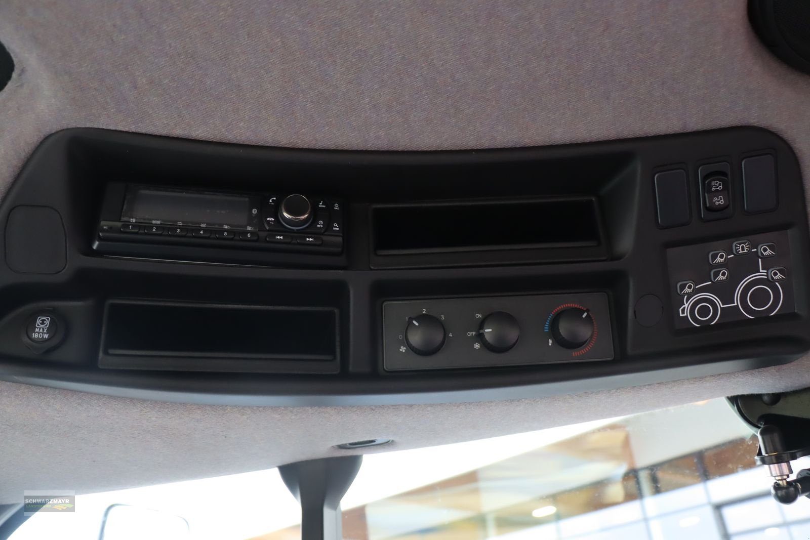 Traktor of the type Steyr 4145 Profi CVT, Neumaschine in Aurolzmünster (Picture 24)